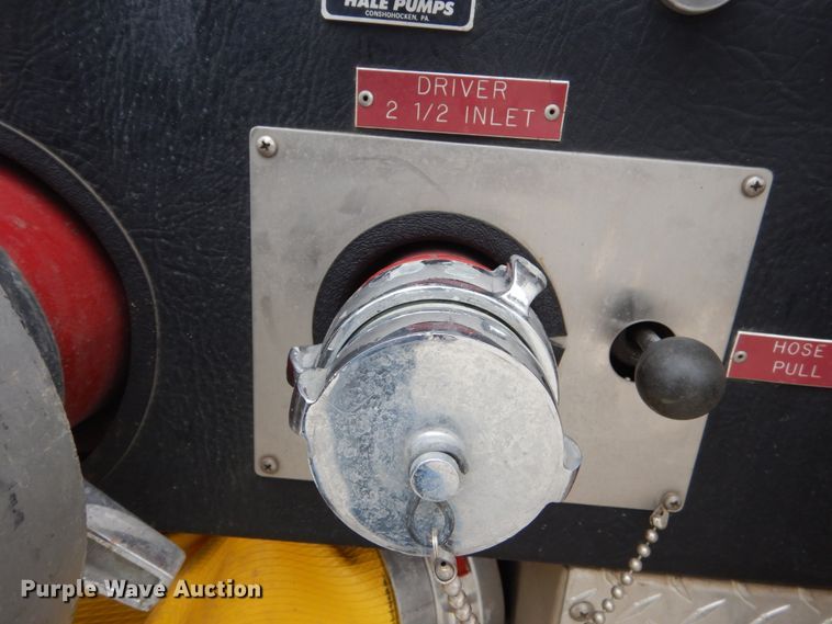 image for item HE9619 1993 GMC TopKick C5500  pumper fire truck