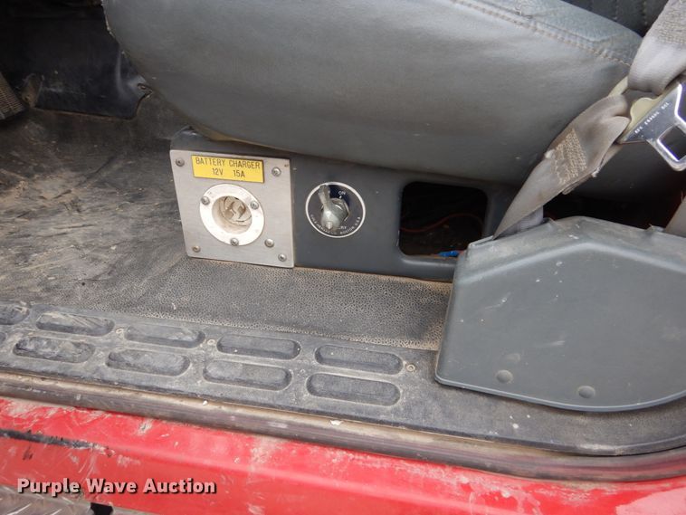 image for item HE9619 1993 GMC TopKick C5500  pumper fire truck