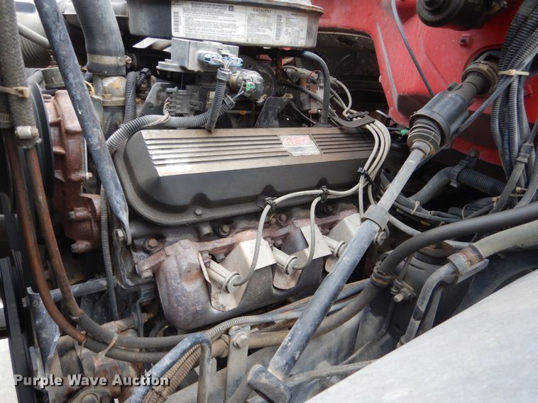 image for item HE9619 1993 GMC TopKick C5500  pumper fire truck