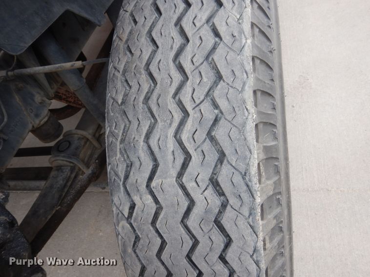 image for item HE9619 1993 GMC TopKick C5500  pumper fire truck