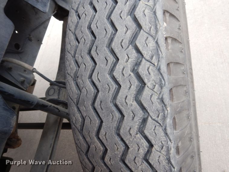 image for item HE9619 1993 GMC TopKick C5500  pumper fire truck