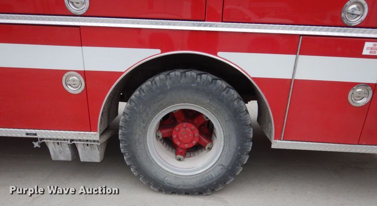 image for item HE9619 1993 GMC TopKick C5500  pumper fire truck