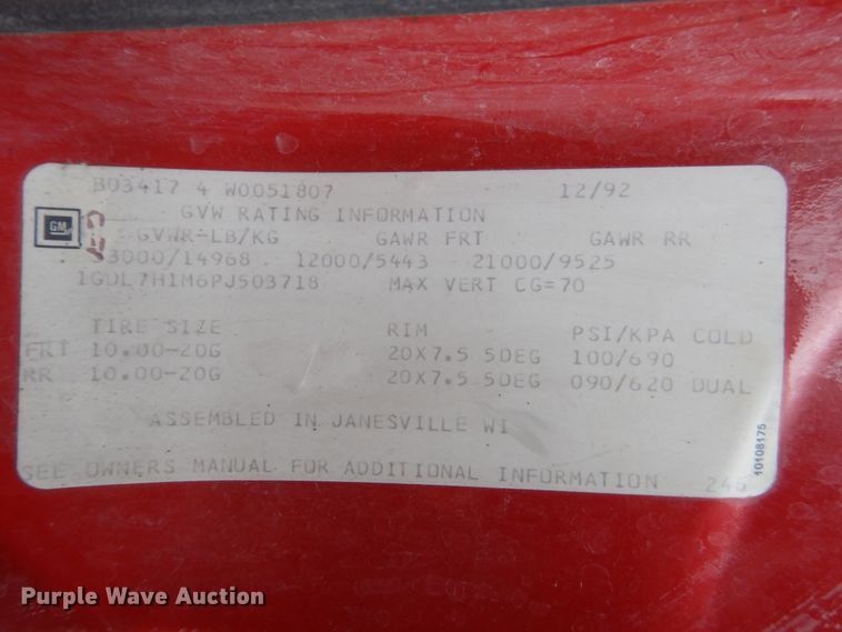 image for item HE9619 1993 GMC TopKick C5500  pumper fire truck