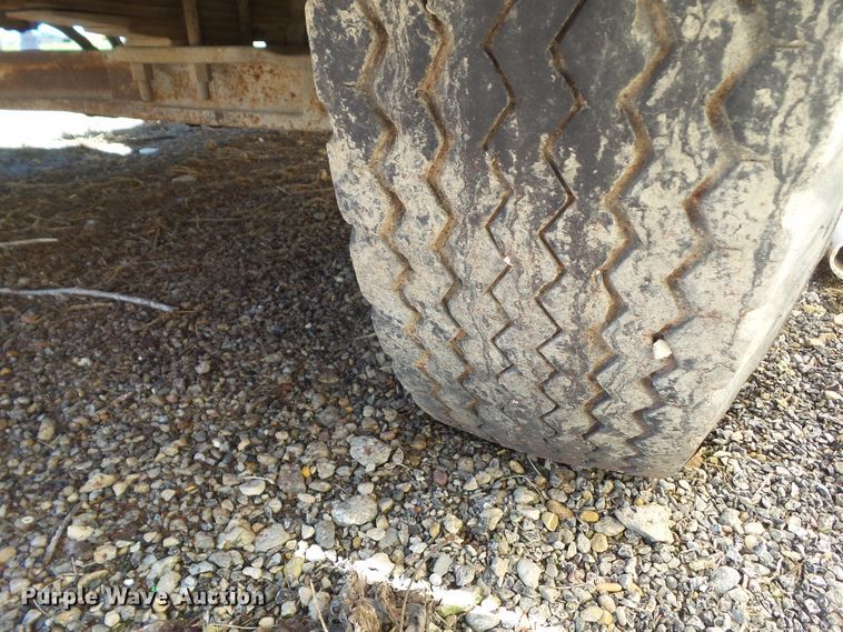 image for item HF9885 1974 Chevrolet C60  water truck