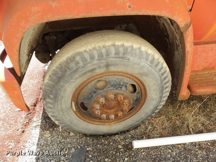 image for item HF9885 1974 Chevrolet C60  water truck