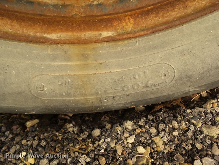 image for item HF9885 1974 Chevrolet C60  water truck