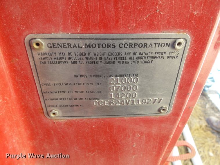 image for item HF9885 1974 Chevrolet C60  water truck