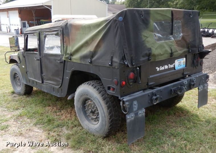image for item HJ9711 1991 Am General Humvee  SUV