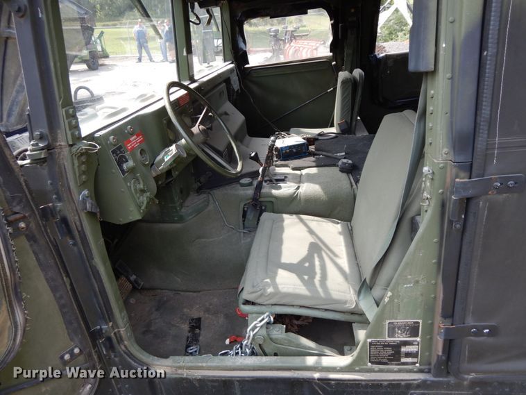 image for item HJ9711 1991 Am General Humvee  SUV
