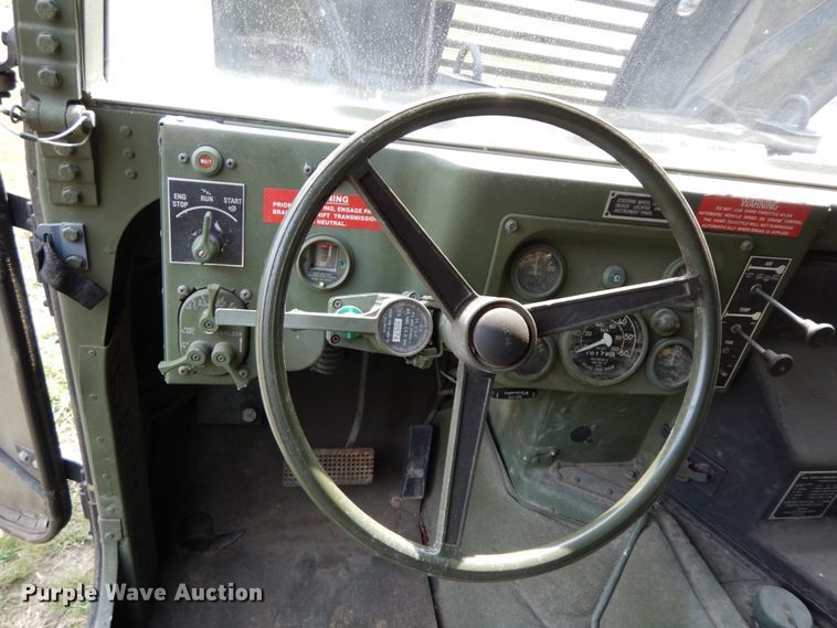 image for item HJ9711 1991 Am General Humvee  SUV