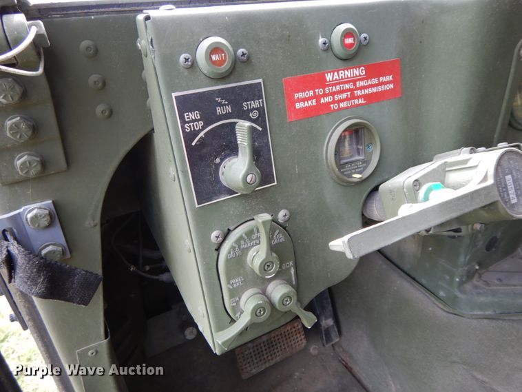 image for item HJ9711 1991 Am General Humvee  SUV