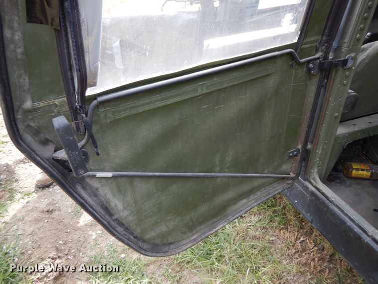 image for item HJ9711 1991 Am General Humvee  SUV