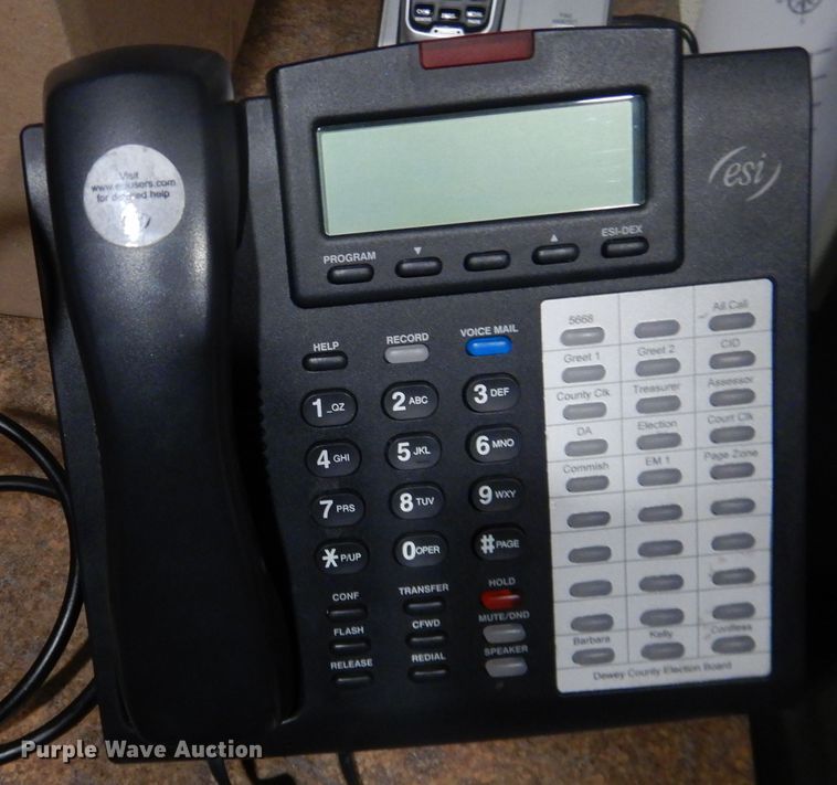 image for item HL9722 Approximately 20 telephones