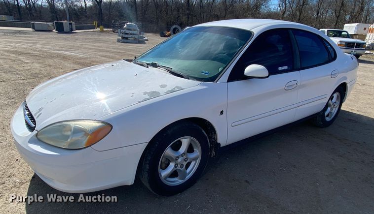image for item HR9452 2001 Ford Taurus