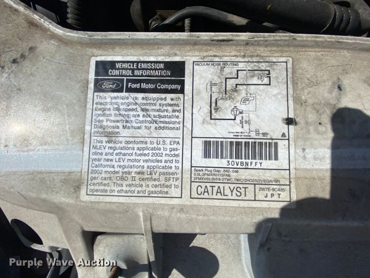 image for item HR9452 2001 Ford Taurus