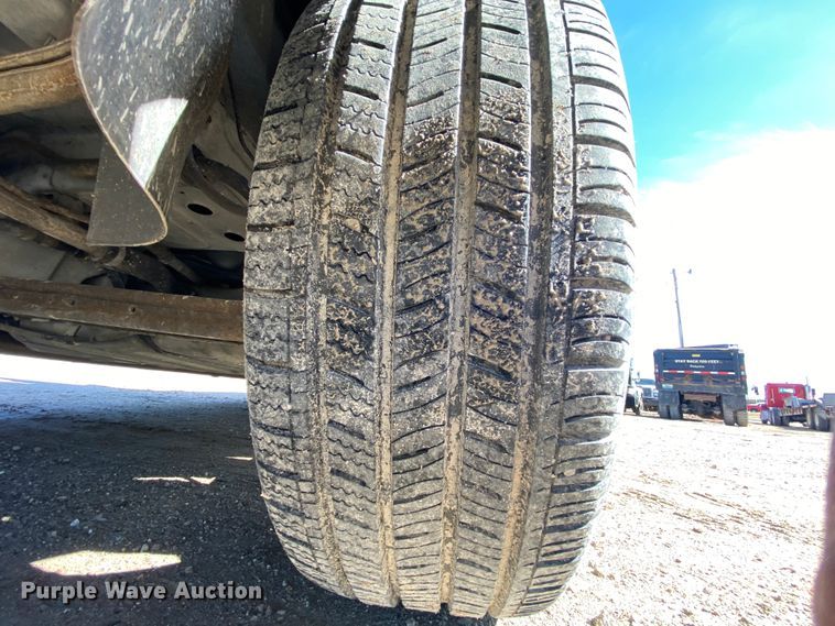 image for item HR9452 2001 Ford Taurus