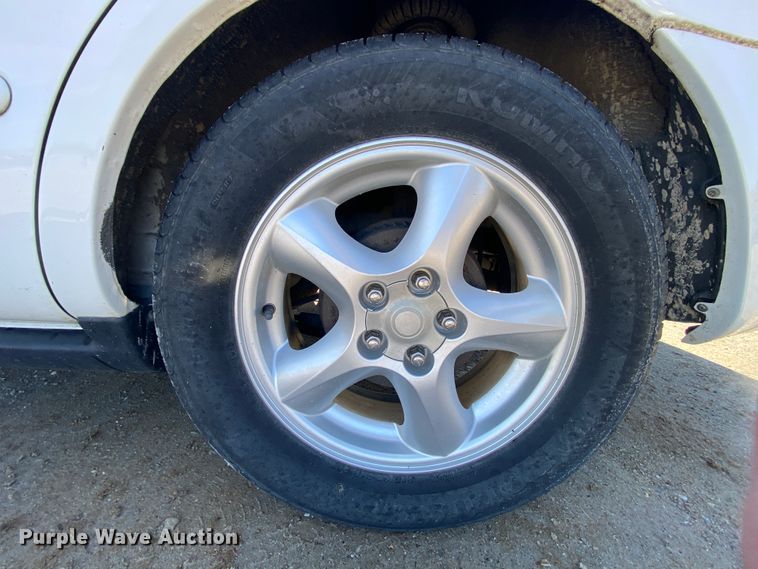 image for item HR9452 2001 Ford Taurus