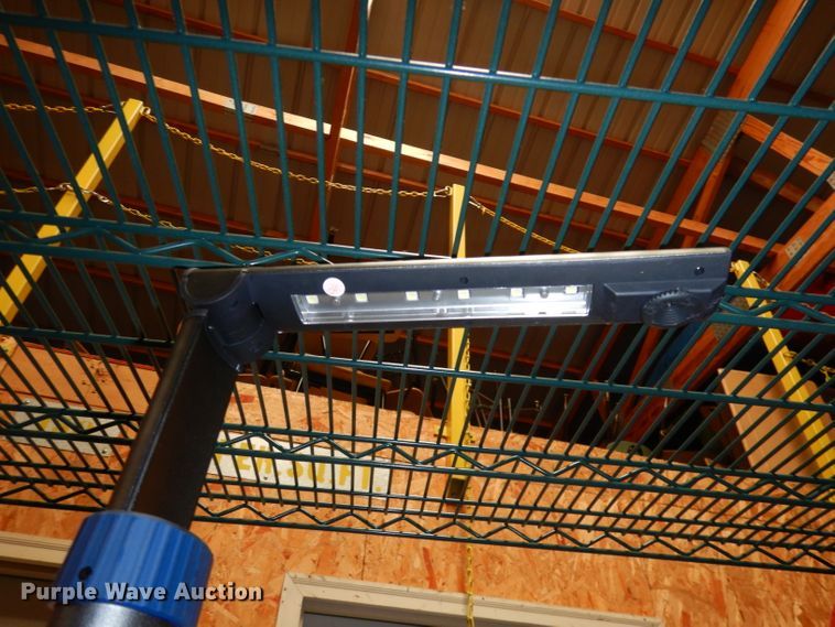 image for item HU9162 (6) projectors