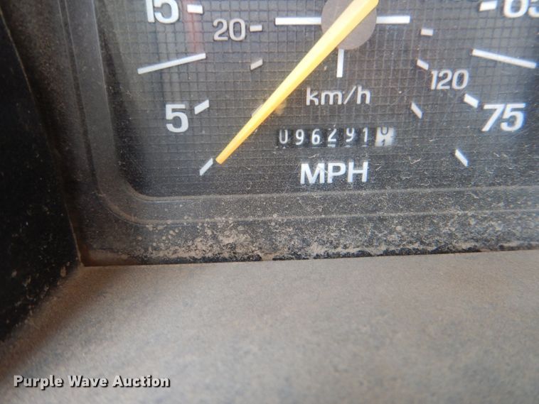 image for item HW9949 1989 Ford F800  digger derrick truck