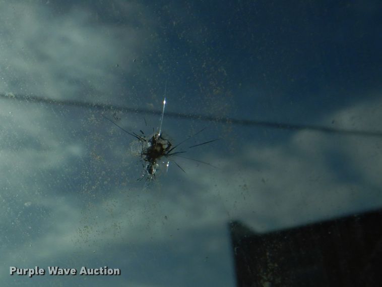 image for item HW9949 1989 Ford F800  digger derrick truck