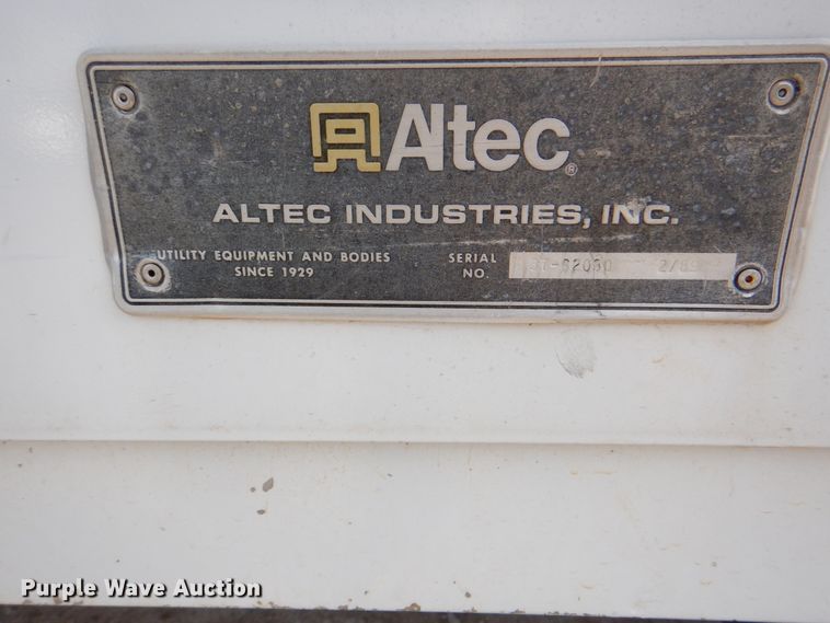 image for item HW9949 1989 Ford F800  digger derrick truck