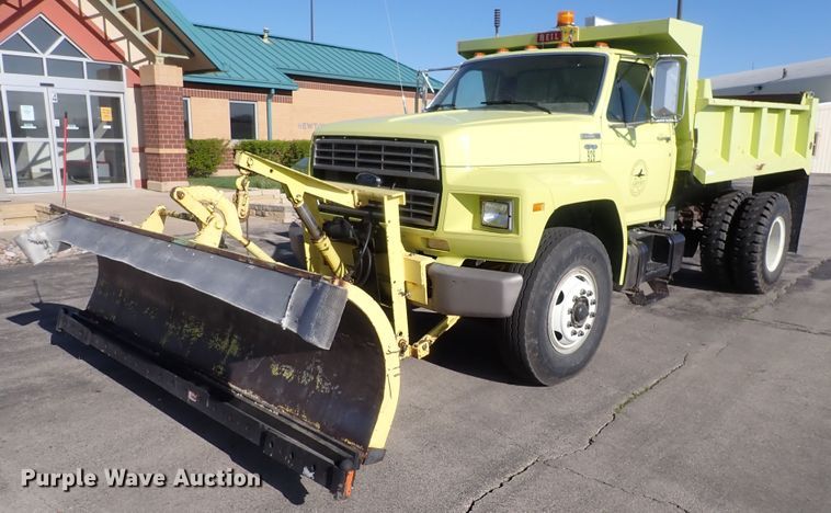 image for item IF9007 1995 Ford F750  dump truck