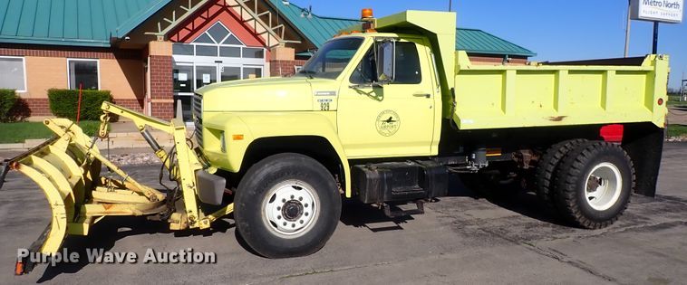 image for item IF9007 1995 Ford F750  dump truck