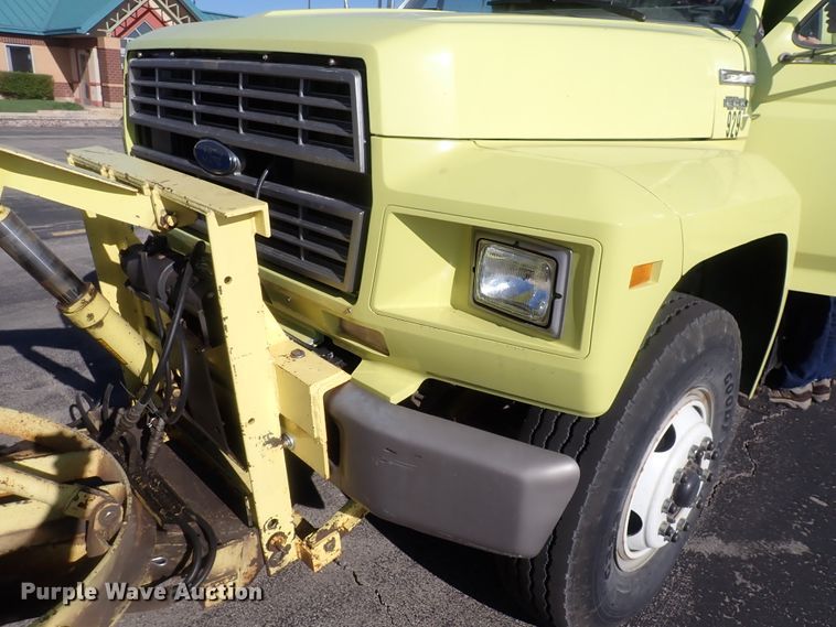 image for item IF9007 1995 Ford F750  dump truck
