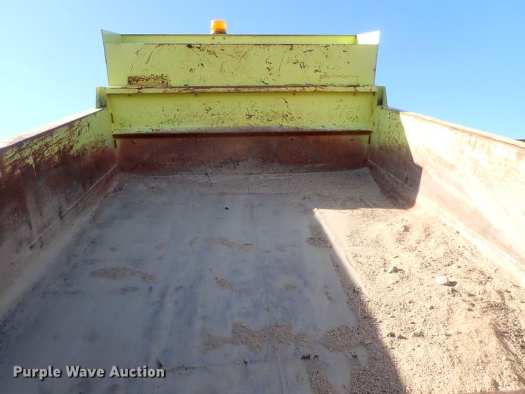 image for item IF9007 1995 Ford F750  dump truck