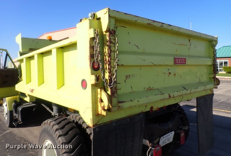 image for item IF9007 1995 Ford F750  dump truck