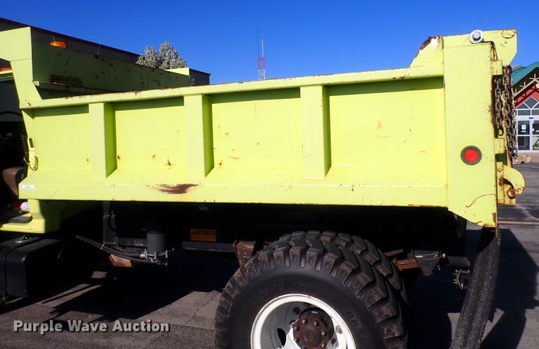 image for item IF9007 1995 Ford F750  dump truck