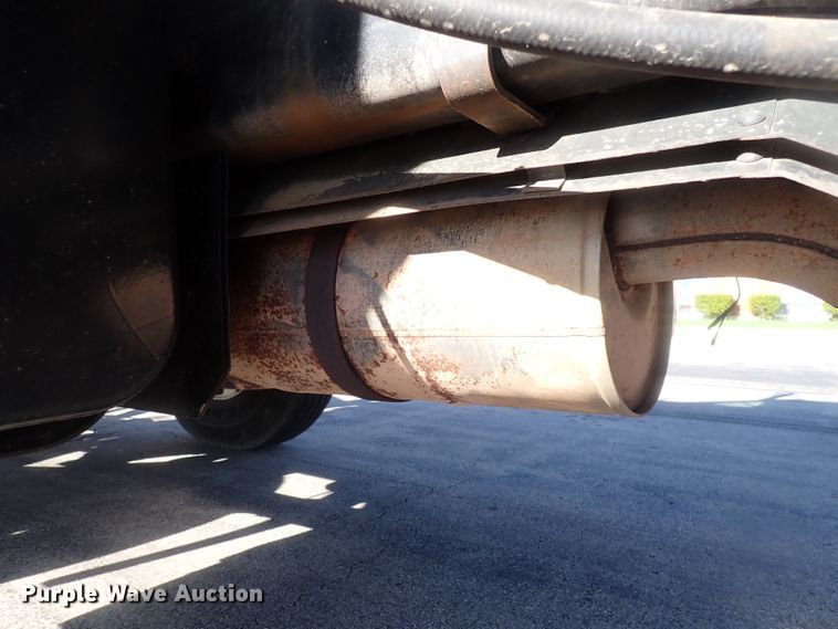 image for item IF9007 1995 Ford F750  dump truck