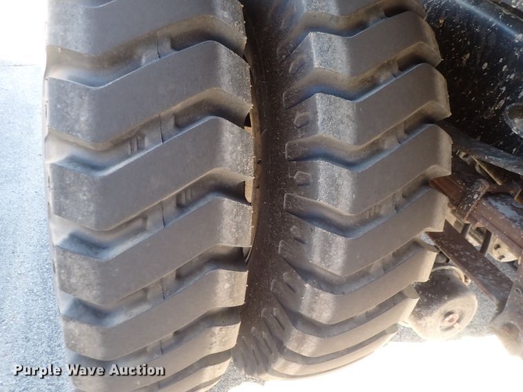 image for item IF9007 1995 Ford F750  dump truck