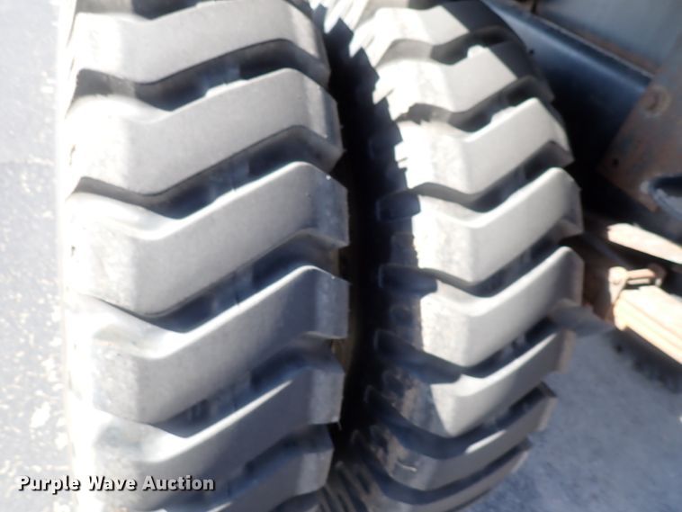 image for item IF9007 1995 Ford F750  dump truck