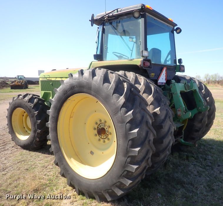 image for item IF9024 1993 John Deere 4960  MFWD tractor