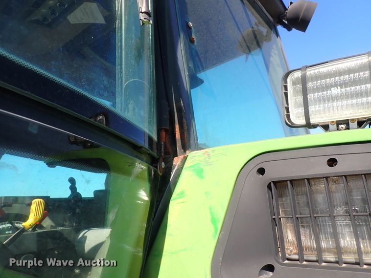 image for item IF9024 1993 John Deere 4960  MFWD tractor