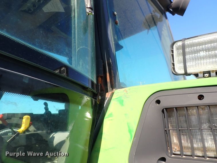 image for item IF9024 1993 John Deere 4960  MFWD tractor