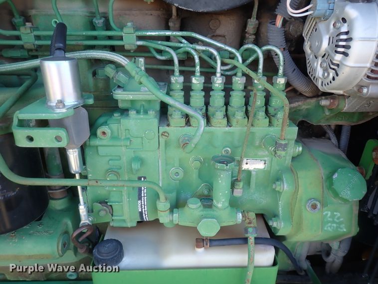 image for item IF9024 1993 John Deere 4960  MFWD tractor