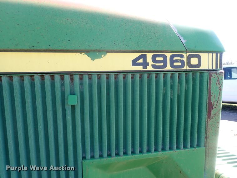 image for item IF9024 1993 John Deere 4960  MFWD tractor