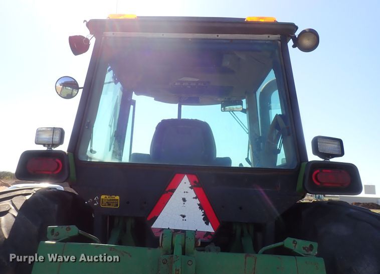 image for item IF9024 1993 John Deere 4960  MFWD tractor