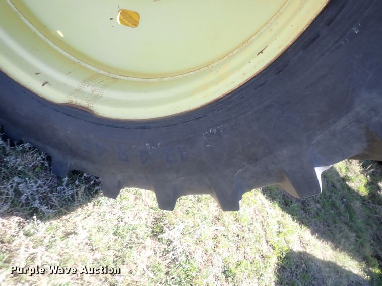 image for item IF9024 1993 John Deere 4960  MFWD tractor