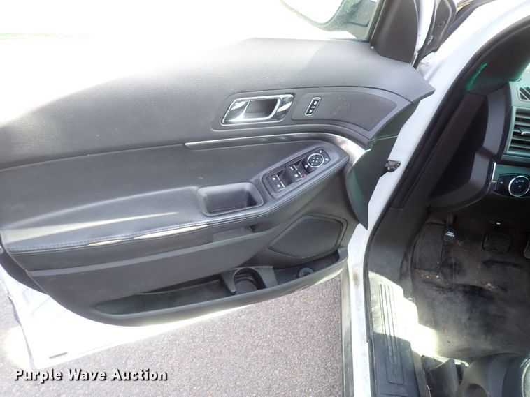 image for item IF9050 2013 Ford Explorer Police Interceptor  SUV