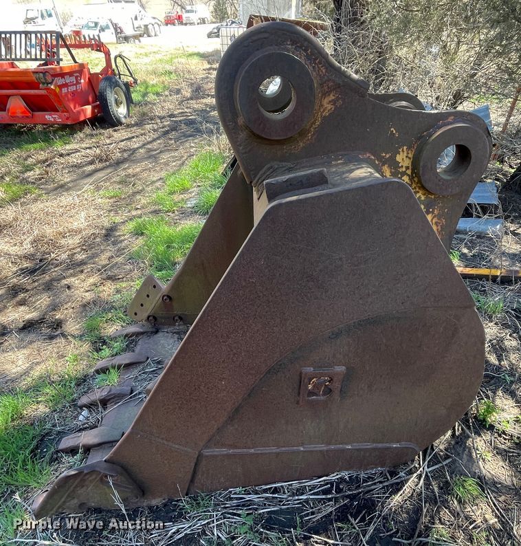 image for item II9343 34"W excavator bucket