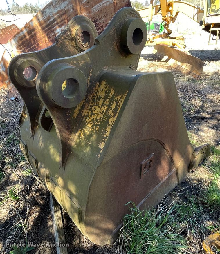 image for item II9343 34"W excavator bucket