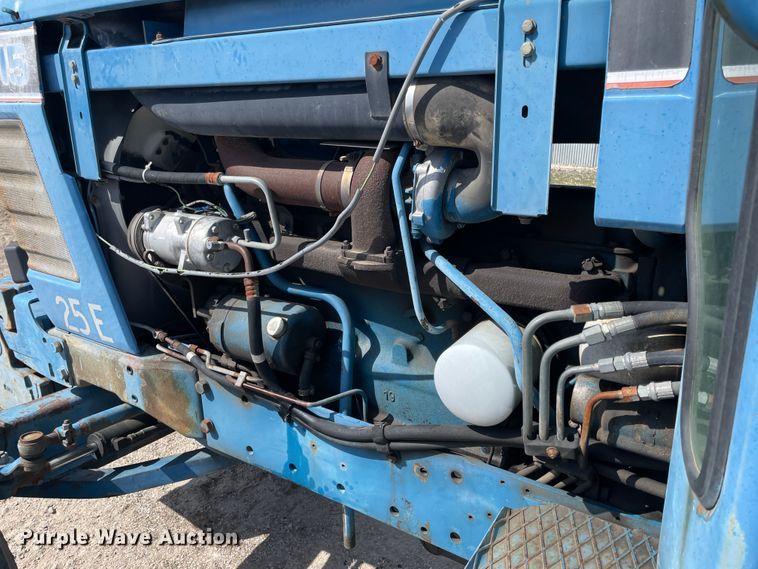 image for item II9354 Ford TW-15  tractor