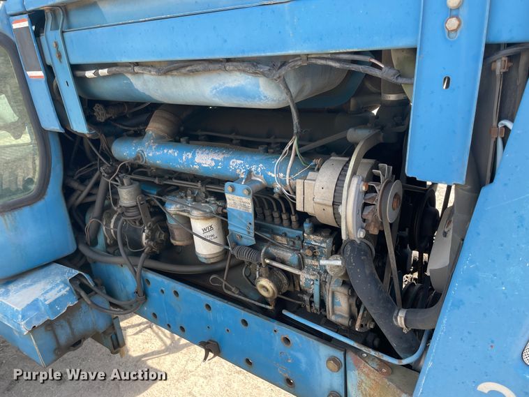 image for item II9354 Ford TW-15  tractor