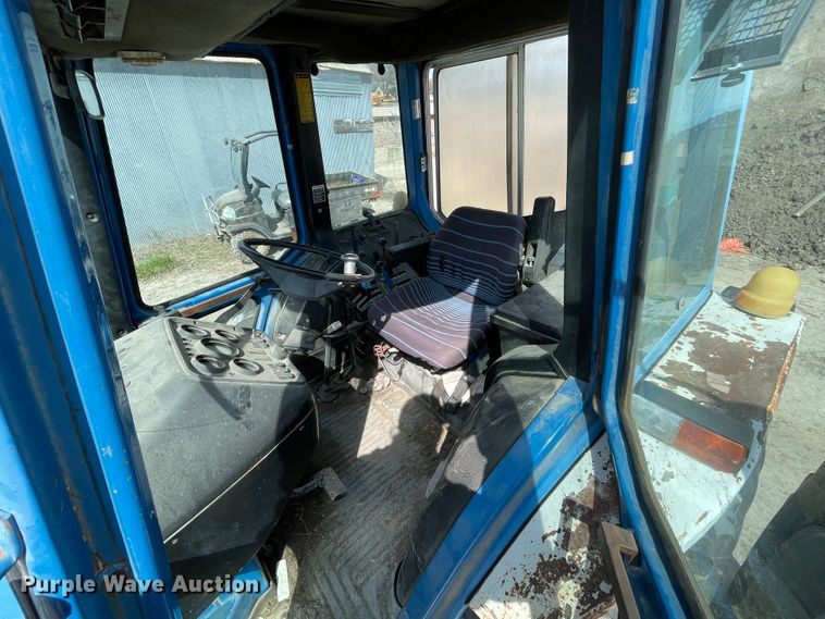 image for item II9354 Ford TW-15  tractor