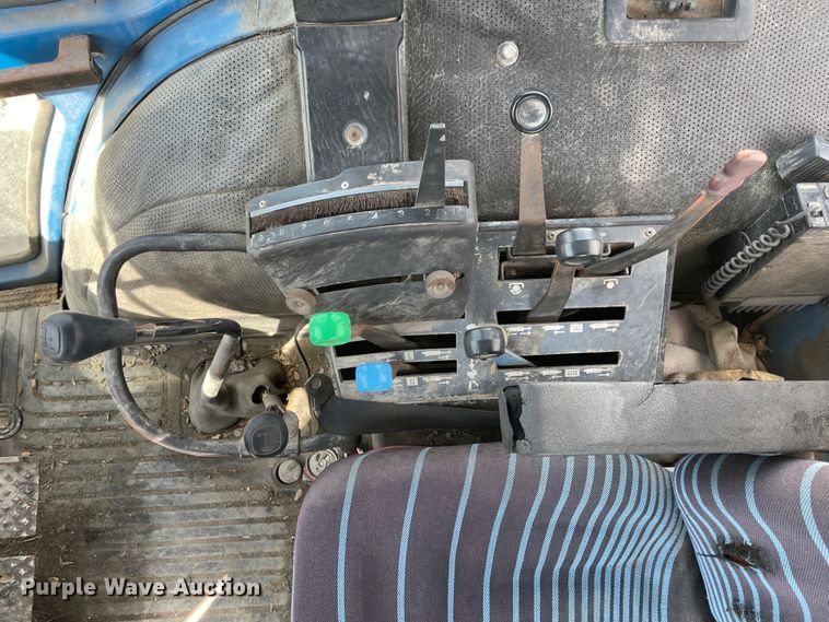 image for item II9354 Ford TW-15  tractor