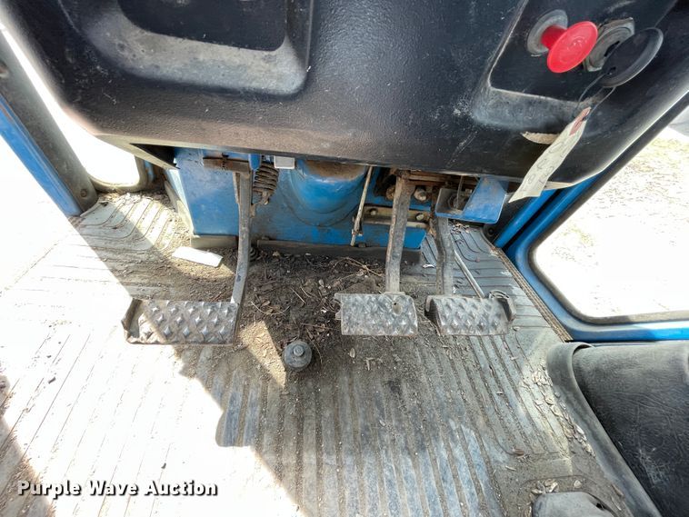 image for item II9354 Ford TW-15  tractor