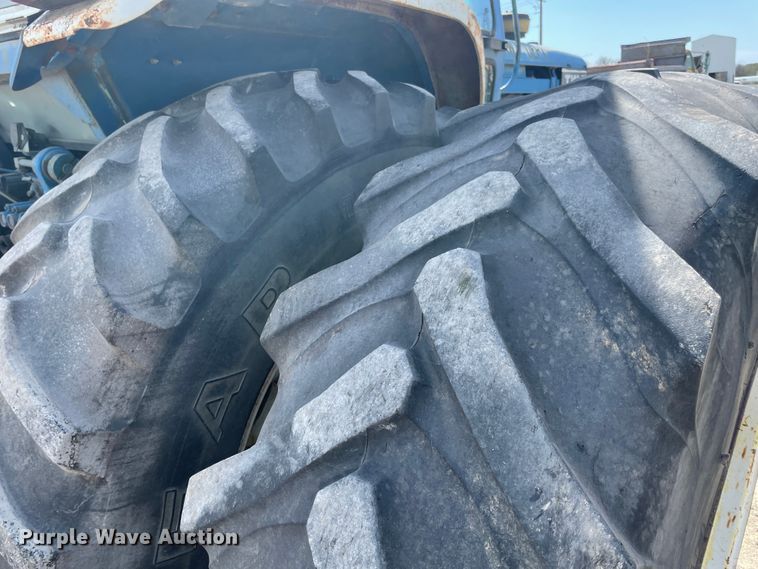 image for item II9354 Ford TW-15  tractor